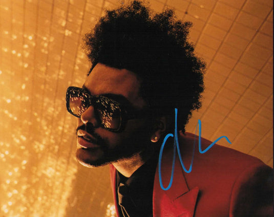 Autographed item – Weeknd – Weeknd signed photograph